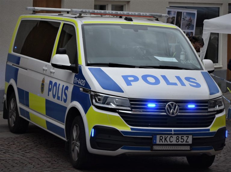 Polisbuss i centrala Oskarshamn