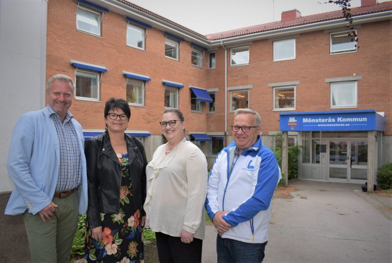 Anders Johansson (C), Madeleine Rosenqvist (KD), Åsa Ottosson (M) och Torbjörn Uddén (L), Mönsteråspolitiker