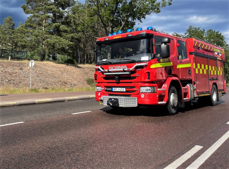 Utryckning, brandbil i Oskarshamn