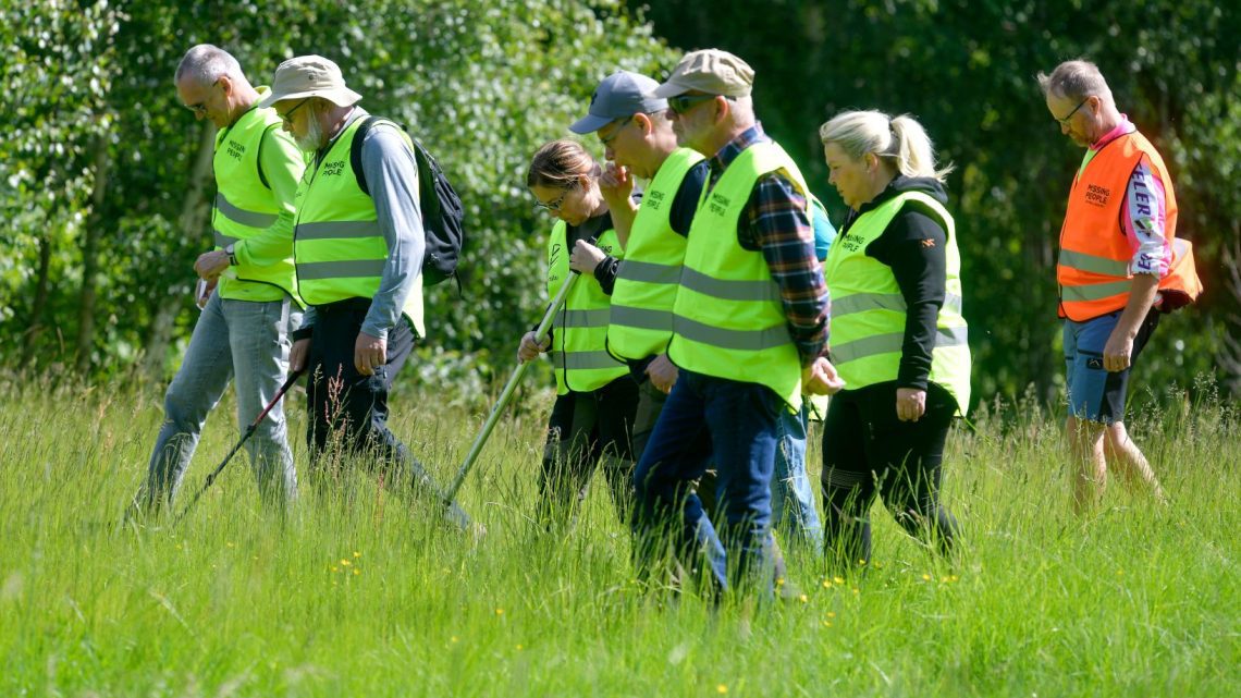 Kvinna i 60-årsåldern försvunnen i grannkommunen – Missing People gör sökinsats Kvinna i 60-årsåldern försvunnen i grannkommunen – Missing People gör sökinsats
