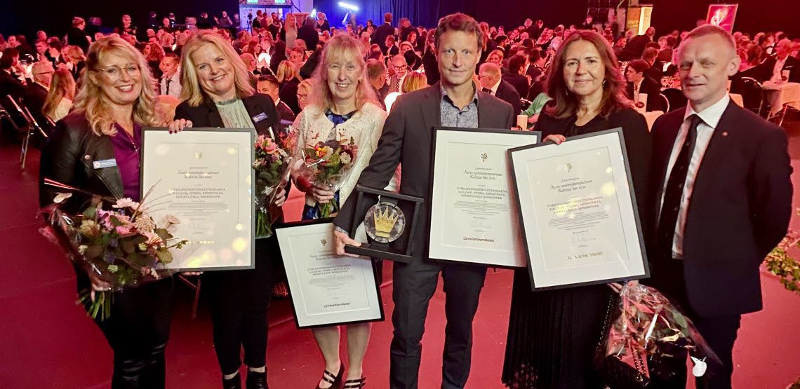 Mönsterås kommun vann priset ”Årets Universitetspartner” på Guldfesten i Kalmar Mönsterås kommun vann priset ”Årets Universitetspartner” på Guldfesten i Kalmar