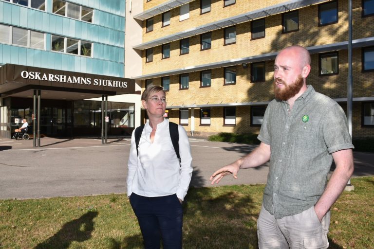 Caroline Axelsson (MP) och Max Troendlé (MP)