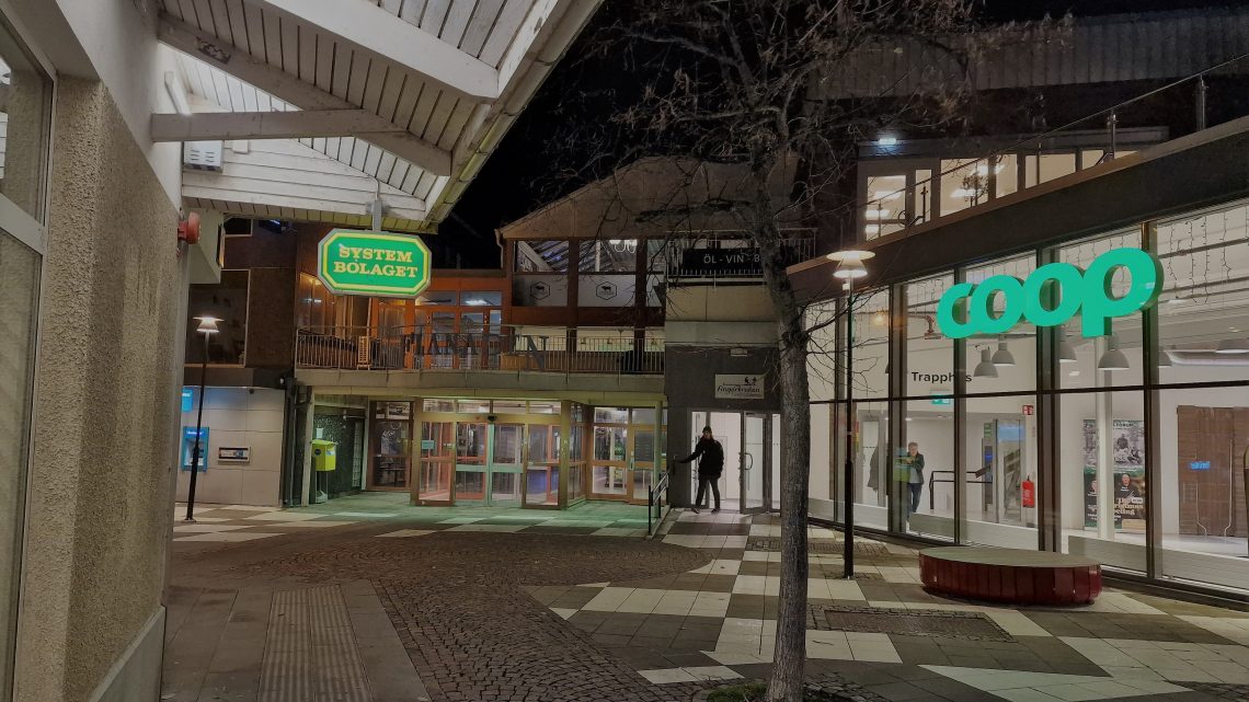 Kvinna åtalas för stöld på Coop Flanaden i Oskarshamn Kvinna åtalas för stöld på Coop Flanaden i Oskarshamn