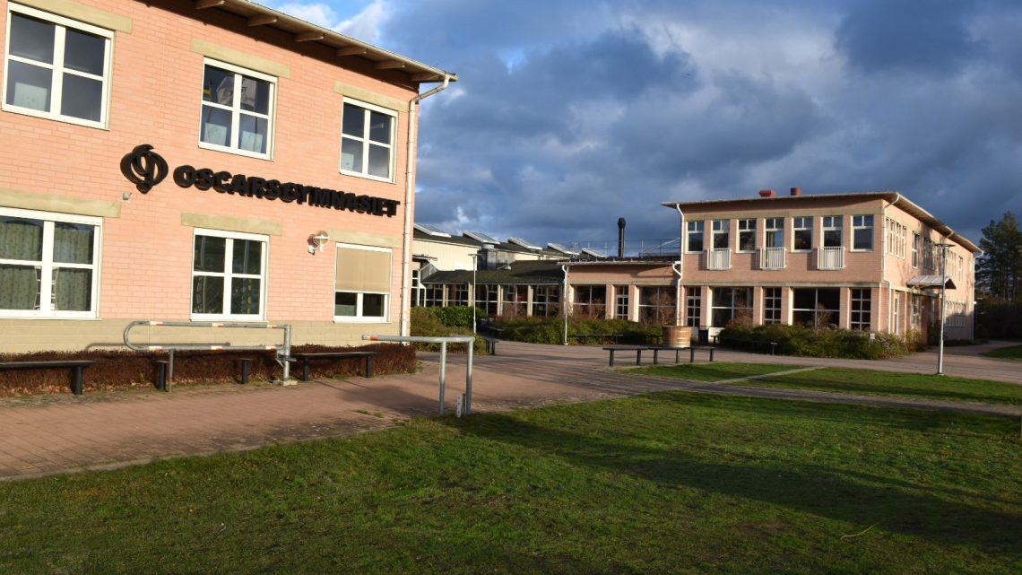 Blåljus: Detta stals utanför Oscarsgymnasiet i Oskarshamn Blåljus: Detta stals utanför Oscarsgymnasiet i Oskarshamn