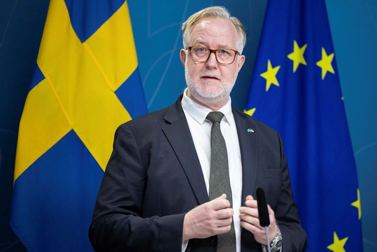 Arbetsmarknads- och integrationsminister Johan Pehrson (L)