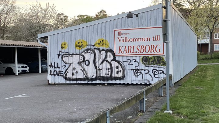 Klotter i bostadsområdet Kristineberg i Oskarshamn