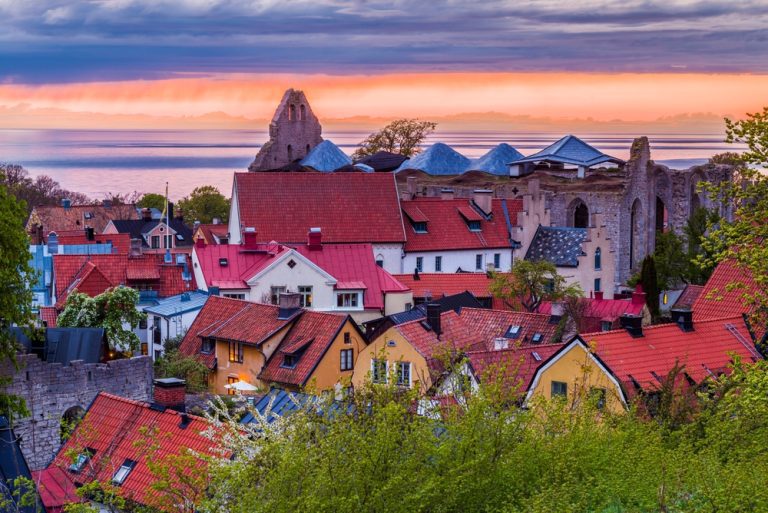 Visby i solnedgången