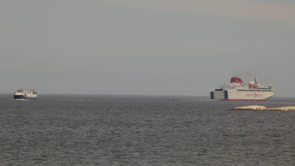 Ölandsfärjan kör efter Gotlandsfärjan