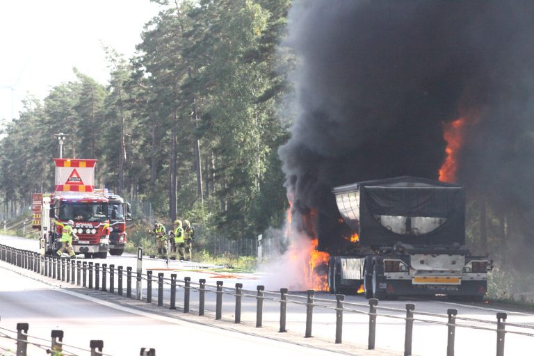 Övertänd asfaltsbil