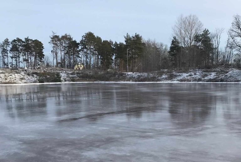 Isbana på Stjärnvallen i Påskallavik