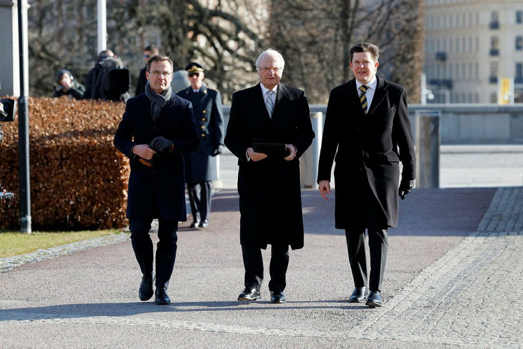 Statsminister Ulf Kristersson, H.M. Konungen och riksdagens talman Andreas Norlén