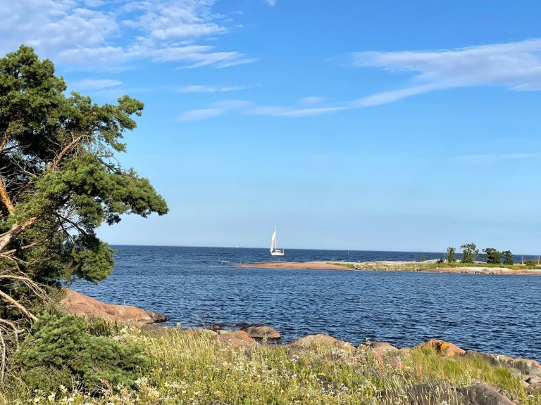 Ernemar i Oskarshamn, segelbåt, sommar, semester