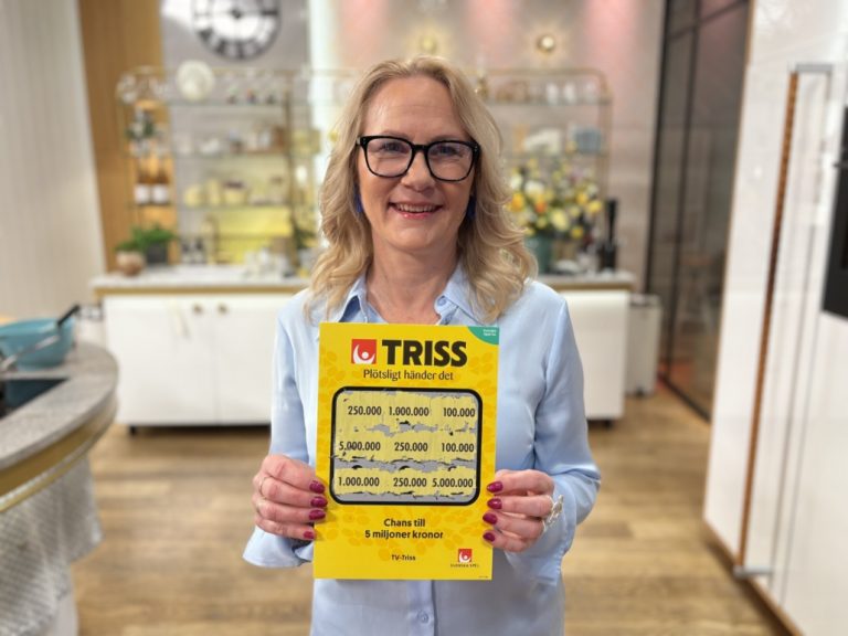 Helena skrapade fram en Trissvinst i TV4 Nyhetsmorgon. Foto: Svenska Spel