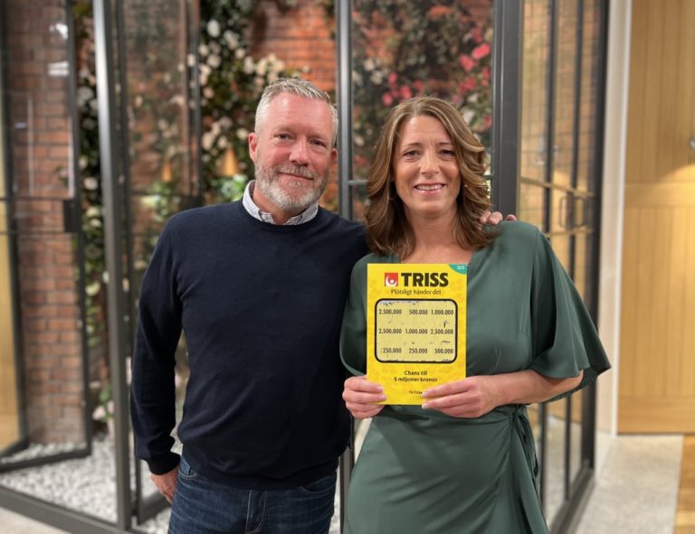 Anna skrapade fram en Trissvinst i TV4 Nyhetsmorgon. Foto: Svenska Spel
