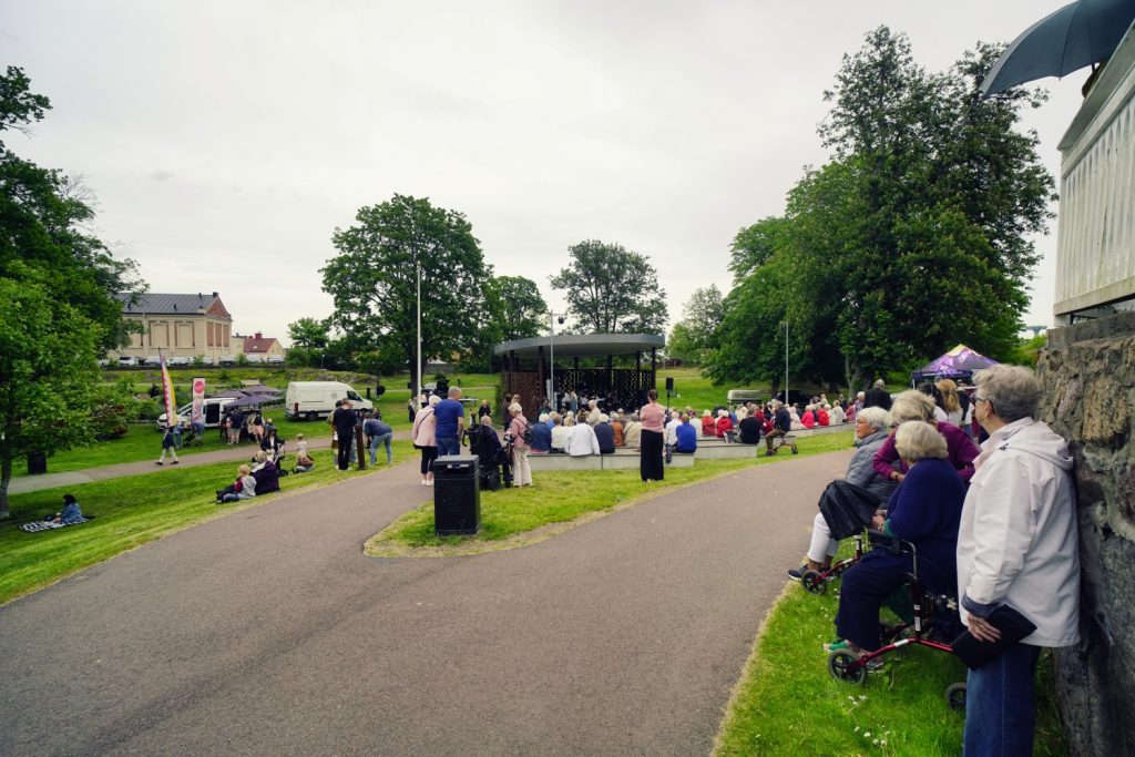 Nationaldagsfirande i stadsparken
