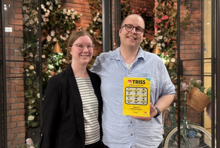 Emil skrapade fram en Trissvinst i TV4. Foto: Svenska Spel