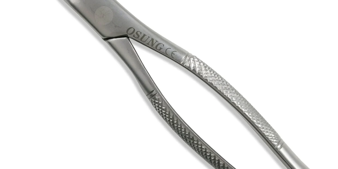 Dental Extraction Forceps