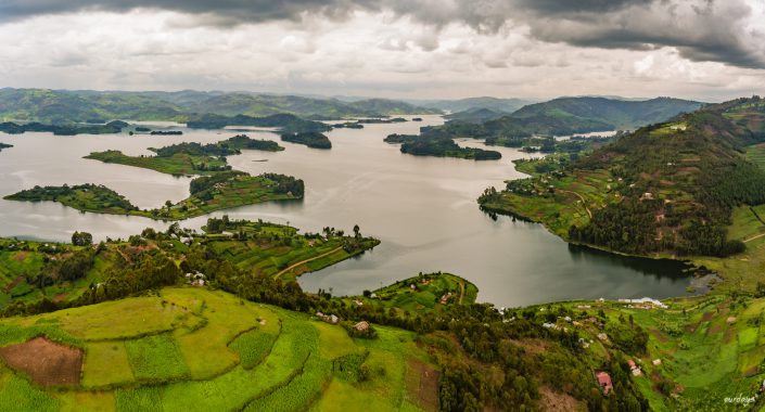 Lake Bunyonyi, Rock Resort, village, children, Kinder, Bwindi, Gorilla, tracking