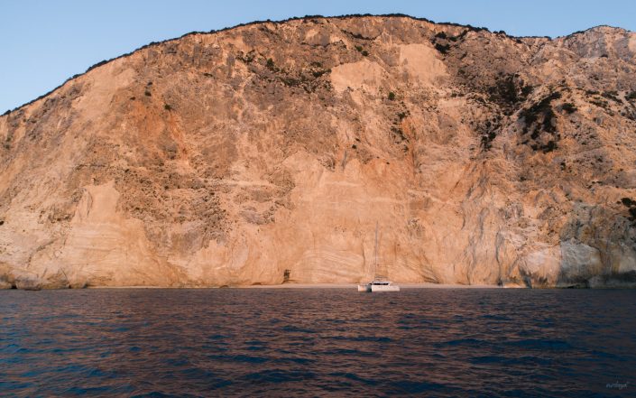 wir fahren noch in die ruhigere Bucht Vasiliki