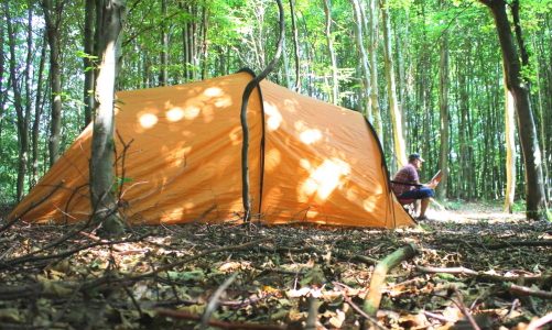 billig camping fri teltning Bornholm