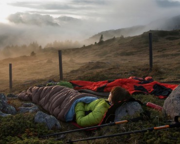 Vask af sovepose: Sådan vasker du din sovepose - Outland.dk