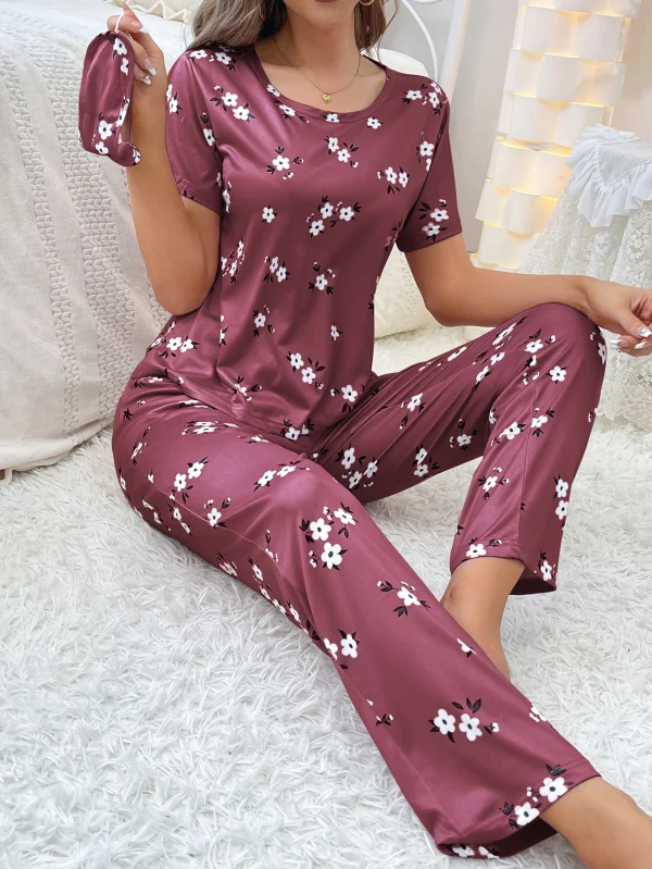 Love pattern pajamas