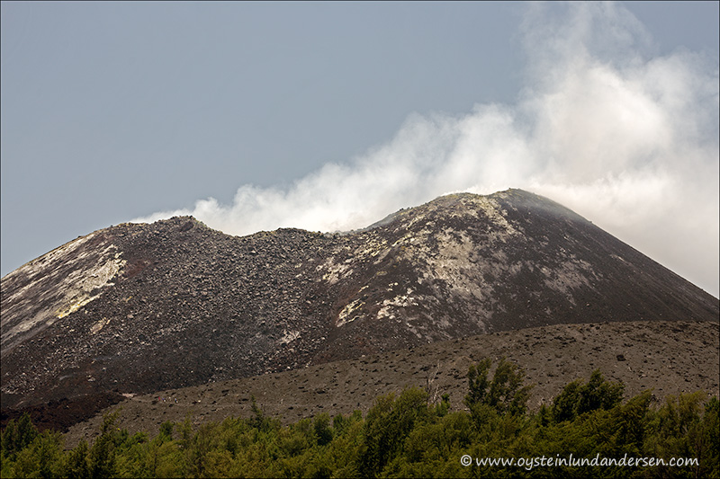 Krakatau-volcano-october-2013(IMG_3760)
