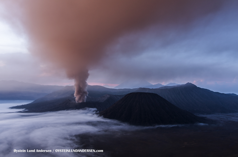 Bromo Eruption 2010 Indonesia