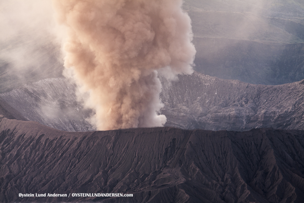 Bromo Eruption 2010 Indonesia