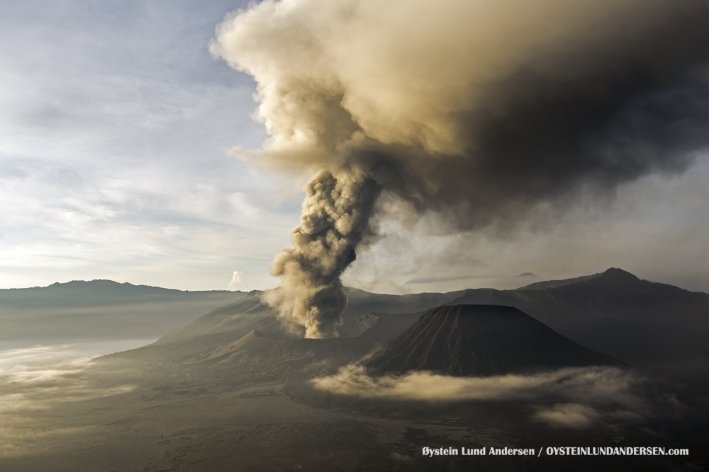 Bromo Eruption 2015 Indonesia ash