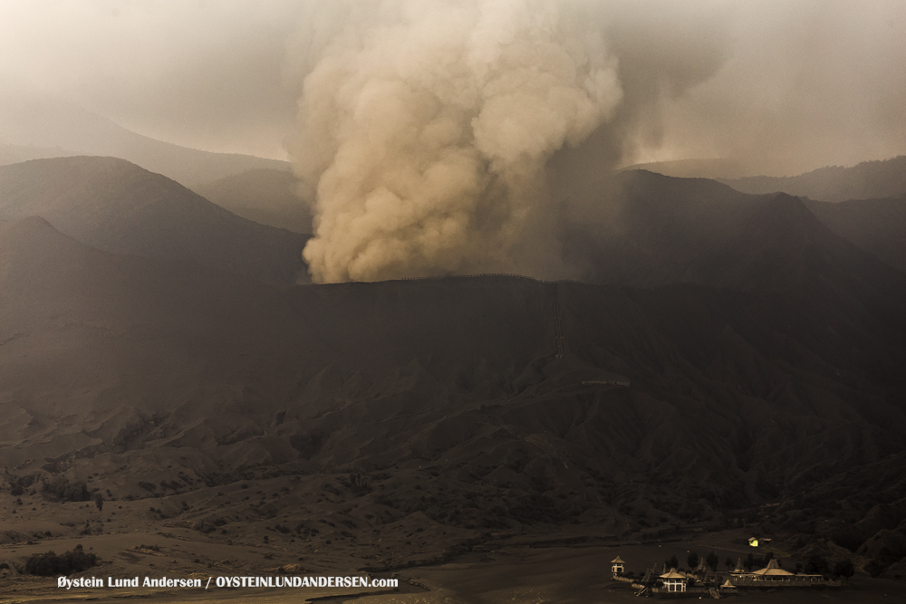 Bromo Eruption 2015 Indonesia ash