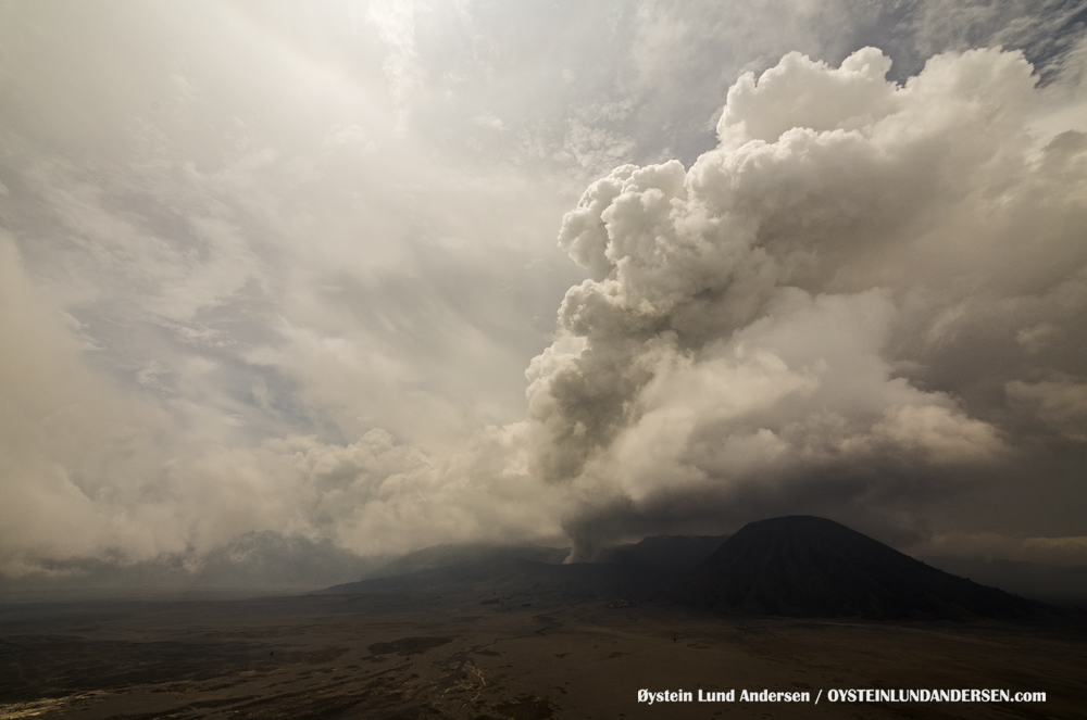 Bromo Eruption 2015 Indonesia ash