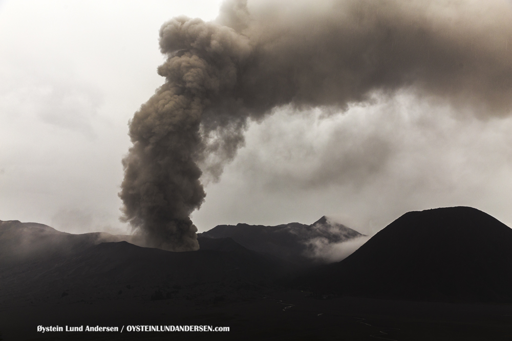 Bromo Eruption 2015 Indonesia ash