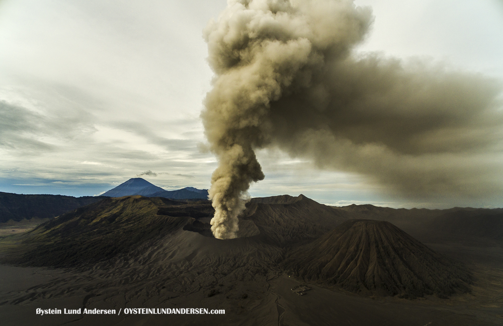 Bromo Eruption 2015 Indonesia ash