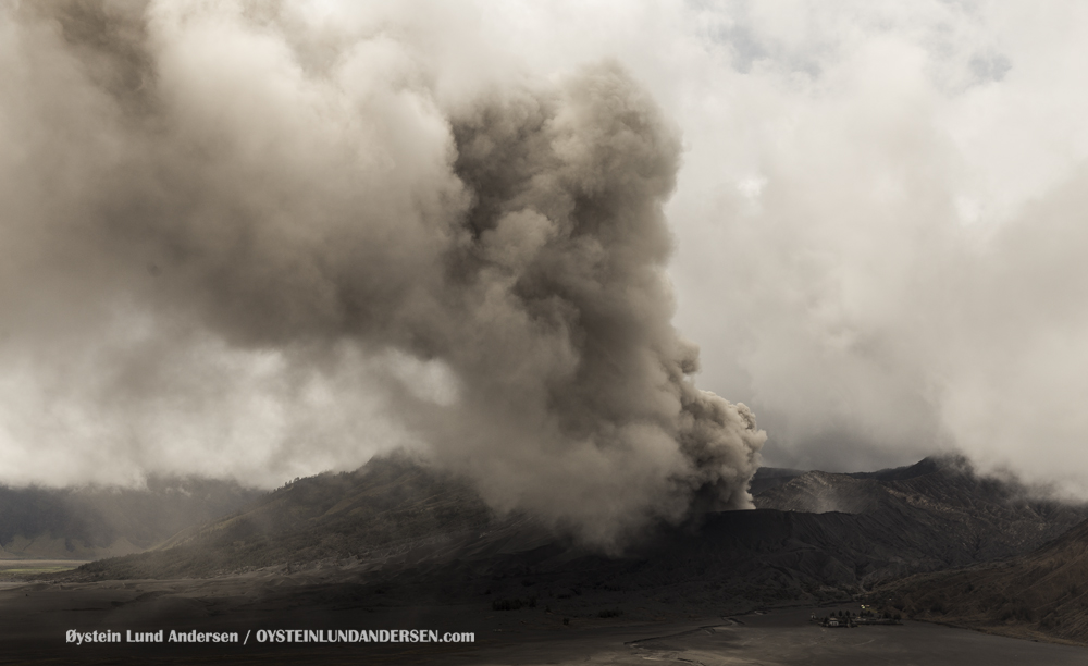 Bromo Volcano Eruption 2015 Indonesia ash lava