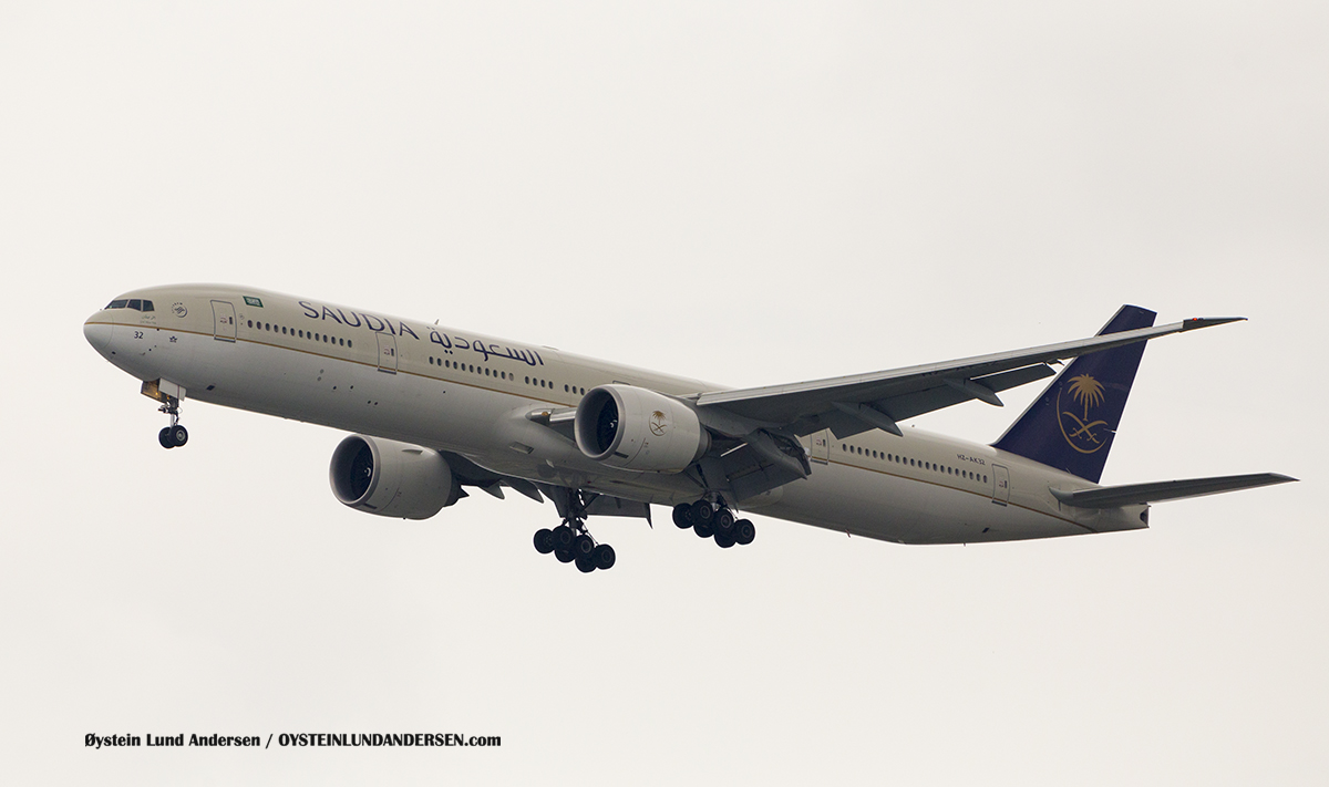 Jakarta Indonesia Saudia - Boeing 777-300ER (HZ-AK32) 