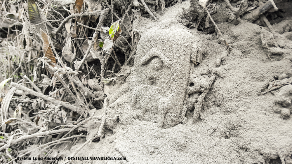 Bromo Eruption 2016 Indonesia ash lava