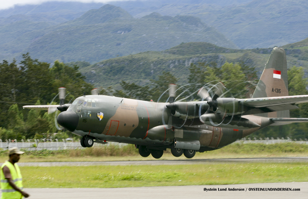 TNI-AU C-130 (A-1315) (January 2010) Wamena WMX airport papua spotting