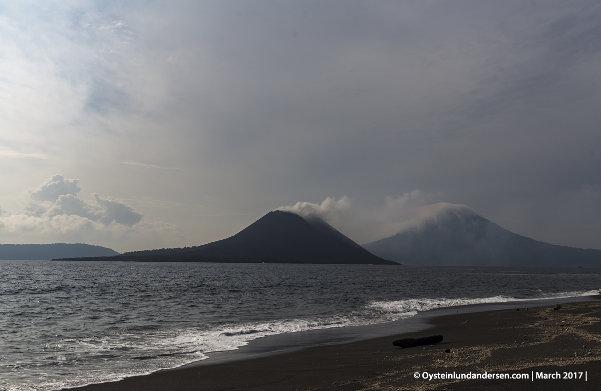 beach 2017 march Krakatau volcano