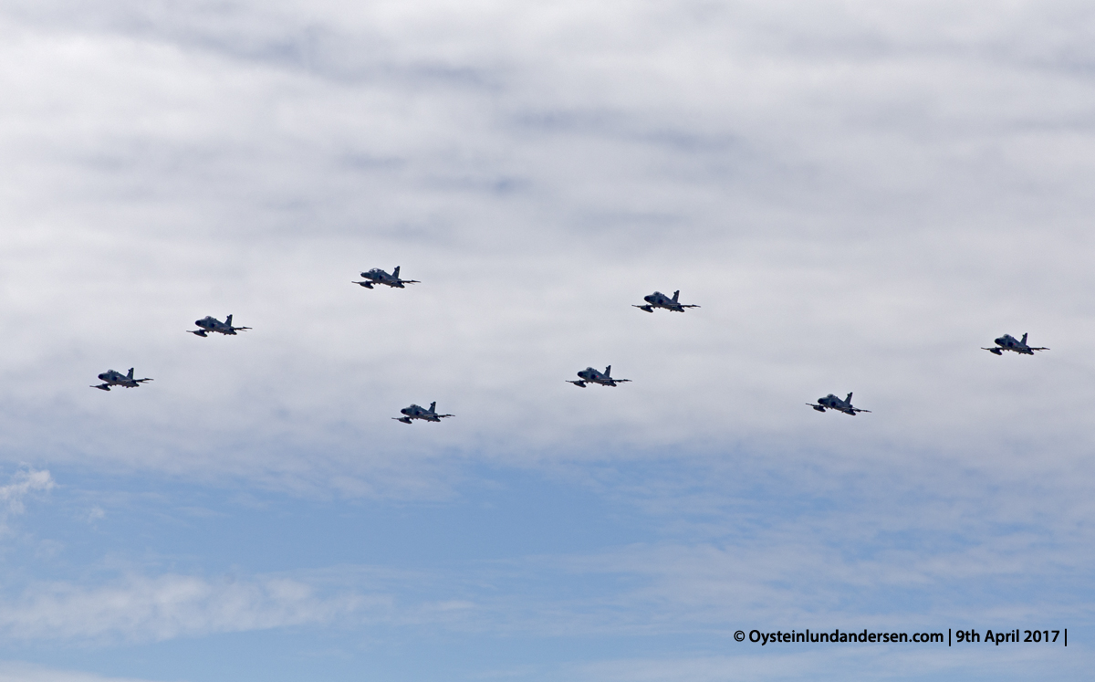 Indonesian Airforce TNI 2017 Halim Jakarta Hawk MK-209 formation