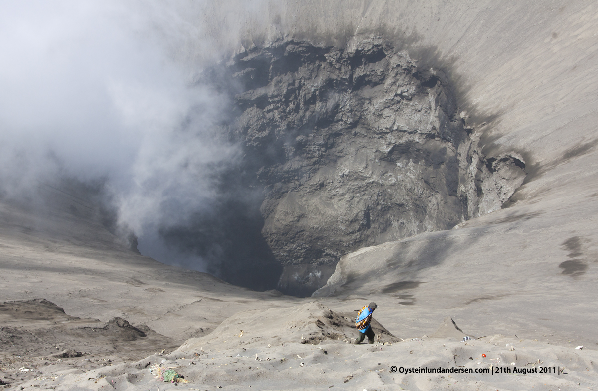 Bromo Tengger 2011 Indonesia volcano