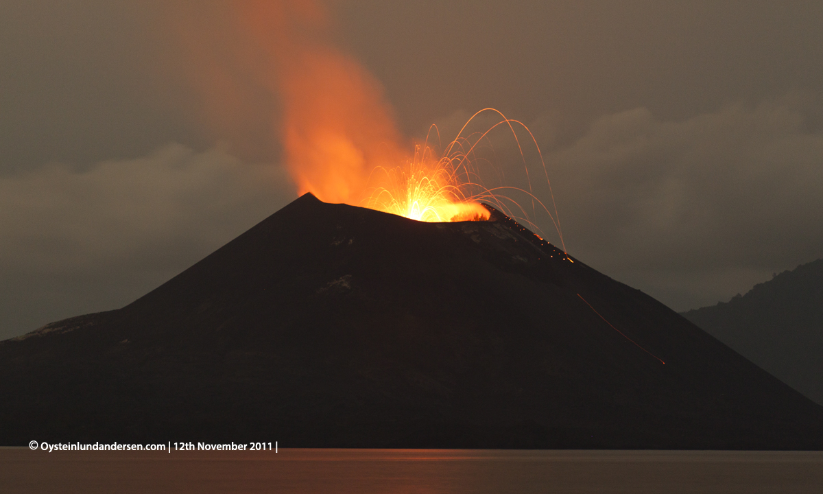 Krakatau Krakatoa 2011 eruption volcano ash Øystein Andersen