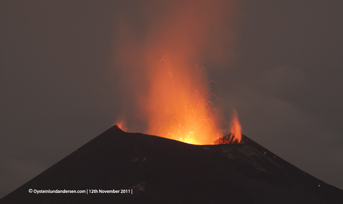 Krakatau Krakatoa 2011 eruption volcano ash Øystein Andersen