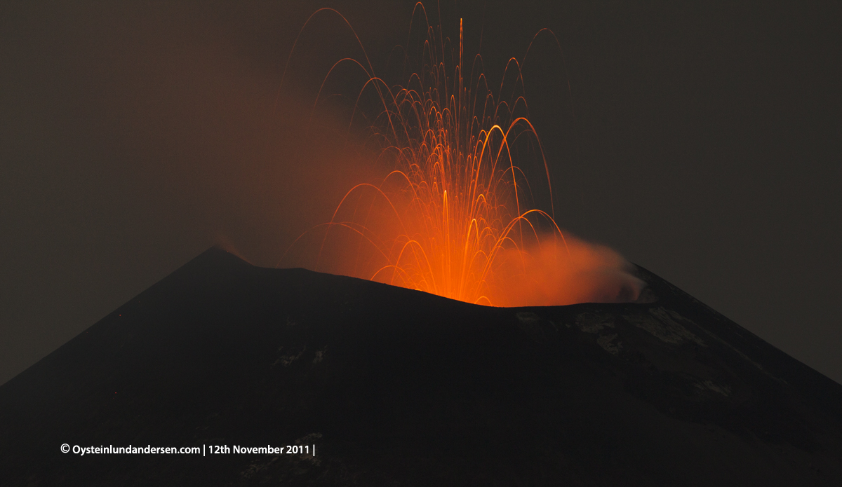 Krakatau Krakatoa 2011 eruption volcano ash Øystein Andersen