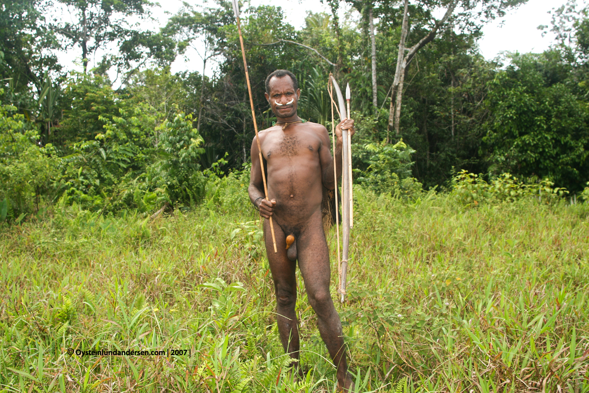 Papua West-Papua Lepki Tribe Terablu Murme Aboy 2007 Andersen