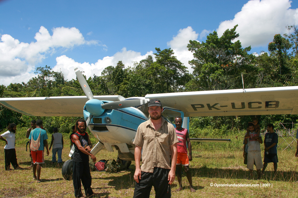 PK-UCB Papua West-Papua Lepki Tribe Terablu Murme Aboy 2007 Andersen