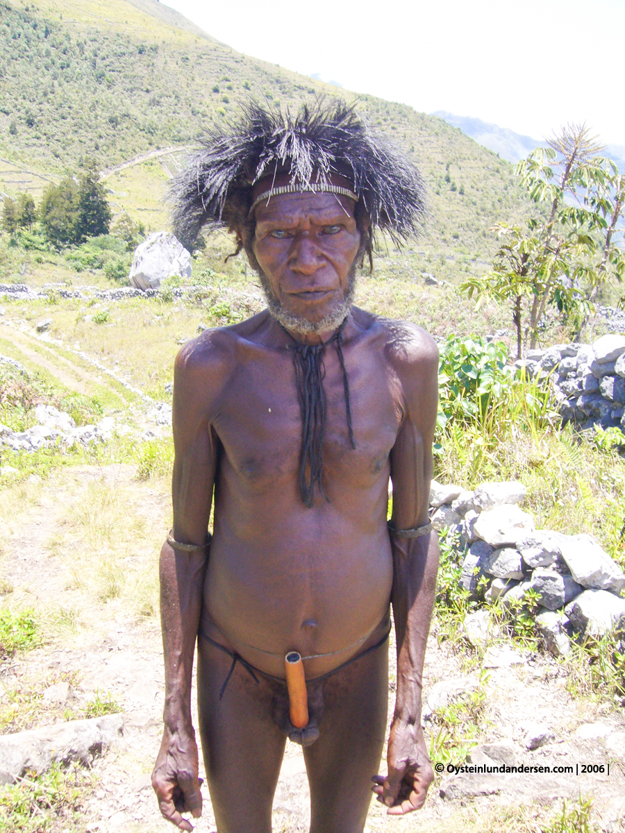 Baliem-valley wamena papua west-papua tribe dani-tribe Yali tribal oceania