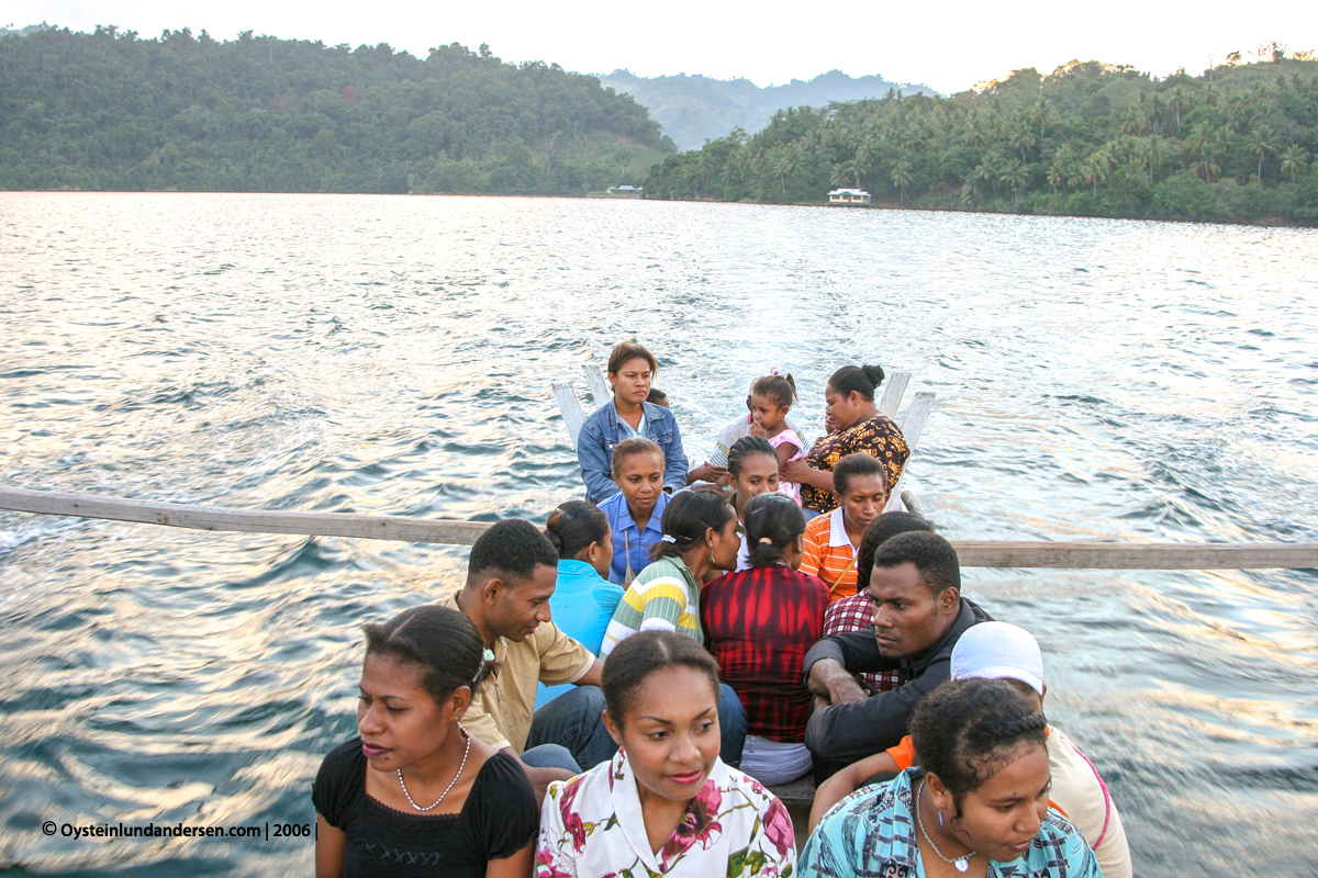 Cenderawasih Universitas UniversityPapua UNCEN Jayapura student 2004