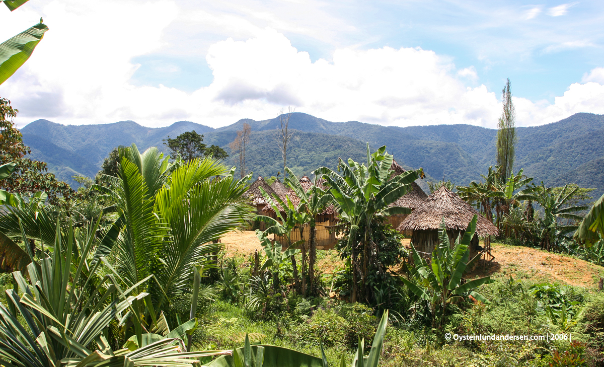 Nongme Urubool Umtambor Sekame Yahukimo 2006 papua west-papua