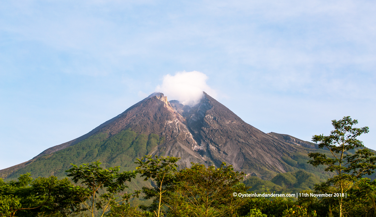 Merapi Volcano Java 2018 November lava-dome